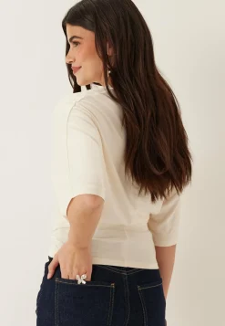 Wide Sleeve Fitted Tee