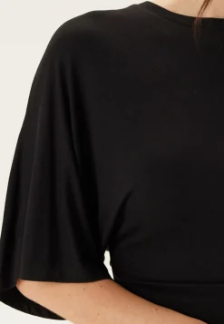 Wide Sleeve Fitted Tee