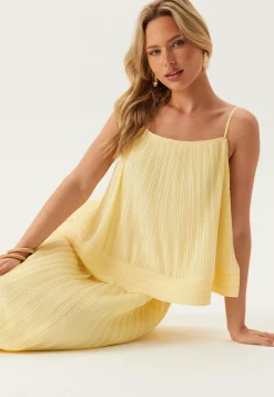 Yasriva Strap Top