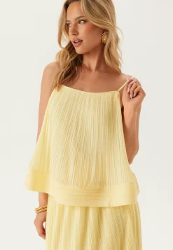 Yasriva Strap Top